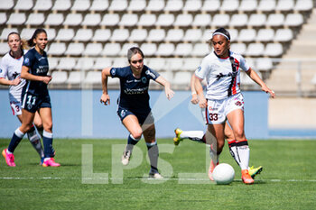 2021-04-24 - Vaihei Samin of FC Fleury controls the ball during the Women's French championship D1 Arkema football match between Paris FC and FC Fleury 91 on April 24, 2021 at Charlety stadium in Paris, France - Photo Melanie Laurent / A2M Sport Consulting / DPPI - PARIS FC VS FC FLEURY 91 - FRENCH WOMEN DIVISION 1 - SOCCER