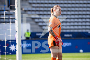 2021-04-24 - Manon Heil of FC Fleury reacts during the Women's French championship D1 Arkema football match between Paris FC and FC Fleury 91 on April 24, 2021 at Charlety stadium in Paris, France - Photo Melanie Laurent / A2M Sport Consulting / DPPI - PARIS FC VS FC FLEURY 91 - FRENCH WOMEN DIVISION 1 - SOCCER