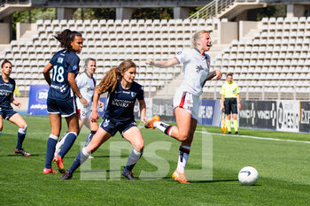 2021-04-24 - Daphne Corboz of Paris FC and Maureen Bigot of FC Fleury during the Women's French championship D1 Arkema football match between Paris FC and FC Fleury 91 on April 24, 2021 at Charlety stadium in Paris, France - Photo Melanie Laurent / A2M Sport Consulting / DPPI - PARIS FC VS FC FLEURY 91 - FRENCH WOMEN DIVISION 1 - SOCCER