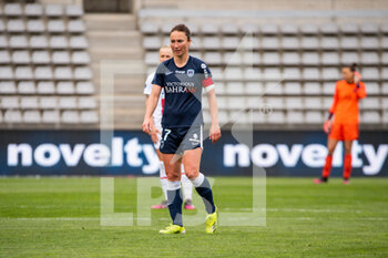 2021-05-06 - Gaetane Thiney of Paris FC reacts during the Women's French championship D1 Arkema football match between Paris FC and Paris Saint-Germain on May 6, 2021 at Charlety stadium in Paris, France - Photo Melanie Laurent / A2M Sport Consulting / DPPI - PARIS FC VS PARIS SAINT-GERMAIN - FRENCH WOMEN DIVISION 1 - SOCCER