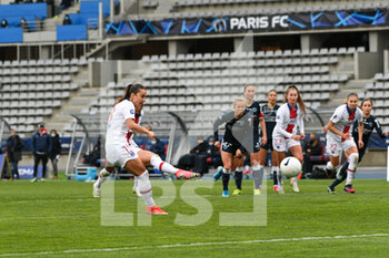 2021-05-06 - Sara Dabritz of Paris Saint Germain scores a penalty during the Women's French championship D1 Arkema football match between Paris FC and Paris Saint-Germain on May 6, 2021 at Charlety stadium in Paris, France - Photo Victor Joly / DPPI - PARIS FC VS PARIS SAINT-GERMAIN - FRENCH WOMEN DIVISION 1 - SOCCER