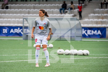 2021-05-09 - Dzsenifer Marozsan of Olympique Lyonnais warms up ahead of the Women's French championship D1 Arkema football match between GPSO 92 Issy and Olympique Lyonnais on May 9, 2021 at Le Gallo stadium in Boulogne-Billancourt, France - Photo Melanie Laurent / A2M Sport Consulting / DPPI - GPSO 92 ISSY VS OLYMPIQUE LYONNAIS - FRENCH WOMEN DIVISION 1 - SOCCER