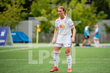 2021-05-09 - Amandine Henry of Olympique Lyonnais during the Women's French championship D1 Arkema football match between GPSO 92 Issy and Olympique Lyonnais on May 9, 2021 at Le Gallo stadium in Boulogne-Billancourt, France - Photo Antoine Massinon / A2M Sport Consulting / DPPI - GPSO 92 ISSY VS OLYMPIQUE LYONNAIS - FRENCH WOMEN DIVISION 1 - SOCCER