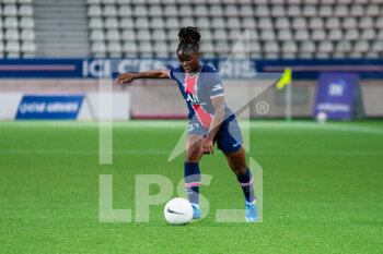 2021-06-04 - Sandy Baltimore of Paris Saint Germain controls the ball during the Women's French championship D1 Arkema football match between Paris Saint-Germain and Dijon FCO on June 4, 2021 at Jean Bouin stadium in Paris, France - Photo Antoine Massinon / A2M Sport Consulting / DPPI - PARIS SAINT-GERMAIN VS DIJON FCO - FRENCH WOMEN DIVISION 1 - SOCCER
