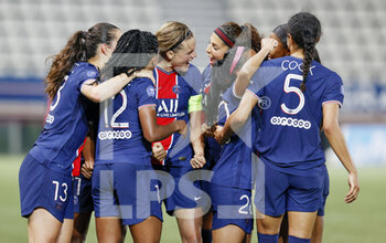 2021-06-04 - Irene Paredes of PSG celebrates her goal with teammates during the Women's French championship D1 Arkema football match between Paris Saint-Germain and Dijon FCO on June 4, 2021 at Jean Bouin stadium in Paris, France - Photo Loic Baratoux / DPPI - PARIS SAINT-GERMAIN VS DIJON FCO - FRENCH WOMEN DIVISION 1 - SOCCER