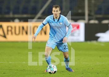 2020-12-15 - Robert Tesche of Bochum during the German championship Bundesliga football match between Hannover 96 and VfL Bochum on December 15, 2020 at HDI-Arena in Hannover, Germany - Photo Ralf Ibing / firo Sportphoto / DPPI - HANNOVER 96 VS VFL BOCHUM - GERMAN BUNDESLIGA - SOCCER