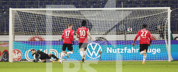 2020-12-15 - Marvin Ducksch (17) of Hannover 96 scores the 2-0 goal during the German championship Bundesliga football match between Hannover 96 and VfL Bochum on December 15, 2020 at HDI-Arena in Hannover, Germany - Photo Ralf Ibing / firo Sportphoto / DPPI - HANNOVER 96 VS VFL BOCHUM - GERMAN BUNDESLIGA - SOCCER