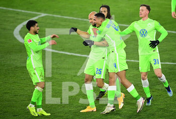 2021-01-31 - John Anthony Brooks of Wolfsburg celebrates after his goal with teammates during the German championship Bundesliga football match between VfL Wolfsburg and SC Freiburg on January 31, 2021 at Volkswagen Arena in Wolfsburg, Germany - Photo Tim Groothuis / Witters / firo sportphoto / DPPI - VFL WOLFSBURG AND SC FREIBURG - GERMAN BUNDESLIGA - SOCCER