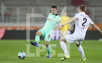 2021-03-12 - Stefan Lainer of Borussia Moenchengladbach scores a goal during the German championship Bundesliga football match between FC Augsburg and VfL Borussia Moenchengladbach on March 12, 2021 at WWK Arena in Augsburg, Germany - Photo Marcel Engelbrecht / firo Sportphoto / DPPI - FC AUGSBURG AND VFL BORUSSIA MOENCHENGLADBACH - GERMAN BUNDESLIGA - SOCCER