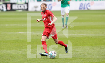 2021-04-10 - Kevin Kampl of RB Leipzig during the German championship Bundesliga football match between Werder Bremen and RB Leipzig on April 10, 2021 at Weserstadion in Bremen, Germany - Photo Jurgen Fromme / firo Sportphoto / DPPI - WERDER BREMEN VS RB LEIPZIG - GERMAN BUNDESLIGA - SOCCER