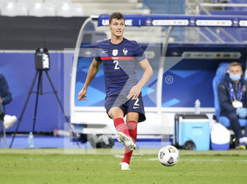 2020-10-07 - Benjamin Pavard of France during the international friendly game football match between France and Ukraine on October 7, 2020 at Stade de France in Saint-Denis, France - Photo Jean Catuffe / DPPI - FRIENDLY GAME FOOTBALL MATCH BETWEEN FRANCE AND UKRAINE - FRIENDLY MATCH - SOCCER