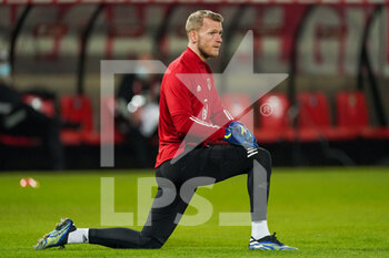 2021-03-24 - Adam Davies of Wales warms up during the FIFA World Cup 2022, Qualifiers Group E football match between Belgium and Wales on March 24, 2021 at King Power at Den Dreef Stadion in Leuven, Belgium - Photo Jeroen Meuwsen / Orange Pictures / DPPI - FIFA WORLD CUP 2020 QUALIFIERS - BELGIUM AND WALES - FIFA WORLD CUP - SOCCER