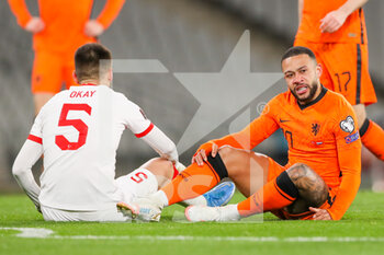 2021-03-24 - Memphis Depay of Netherlands reacts during the FIFA World Cup 2022, Qualifiers, Group G football match between Turkey and Netherlands on March 24, 2021 at Ali Sali Yen Stadium in Istanbul, Turkey - Photo Marcel ter Bals / Orange Pictures / DPPI - WORLD CUP 2020 QUALIFIERS - TURKEY AND NETHERLANDS - FIFA WORLD CUP - SOCCER