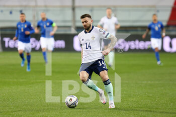 2021-03-25 - Stuart Dallas of Northern Ireland during the FIFA World Cup 2022, Qualifiers Group C football match between Italy and Northern Ireland on March 25, 2021 at Ennio Tardini stadium in Parma, Italy - Photo Laurent Lairys / DPPI - FIFA WORLD CUP 2022, QUALIFIERS GROUP C - ITALY VS NORTHERN IRELAND - FIFA WORLD CUP - SOCCER