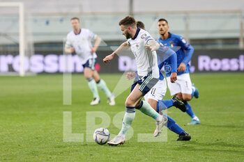 2021-03-25 - Stuart Dallas of Northern Ireland during the FIFA World Cup 2022, Qualifiers Group C football match between Italy and Northern Ireland on March 25, 2021 at Ennio Tardini stadium in Parma, Italy - Photo Laurent Lairys / DPPI - FIFA WORLD CUP 2022, QUALIFIERS GROUP C - ITALY VS NORTHERN IRELAND - FIFA WORLD CUP - SOCCER