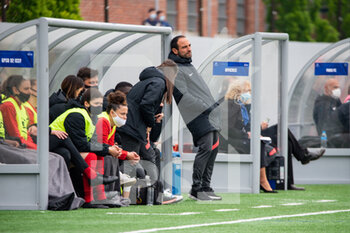 2021-05-01 - Camillo Vaz head coach of GPSO 92 Issy reacts during the Women's French championship D1 Arkema football match between GPSO 92 Issy and Paris FC on May 1, 2021 at Le Gallo stadium in Boulogne-Billancourt, France - Photo Antoine Massinon / A2M Sport Consulting / DPPI - GPSO 92 ISSY VS PARIS FC - FRENCH WOMEN DIVISION 1 - SOCCER