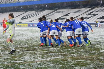 2019-01-22 - La nazionale italiana festeggia il gol - AMICHEVOLE ITALIA FEMMINILE VS GALLES - FRIENDLY MATCH - SOCCER