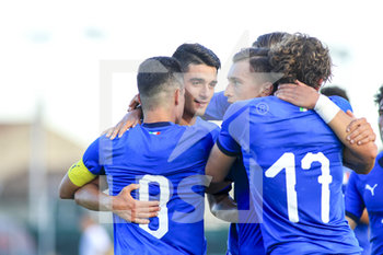 2019-09-05 - l´esultanza di squadra dopo il gol di Raspadori - TORNEO 8 NAZIONI 2019/2020 - ITALIA U20 VS POLONIA U20 - OTHER - SOCCER