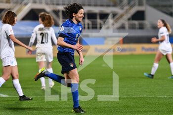 2021-02-24 - Daniela Sabatino (Italy) celebrates after scoring a goal - QUALIFICAZIONE EURO 2022 ITALIA FEMMINILE VS ISRAELE - UEFA EUROPEAN - SOCCER