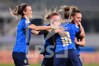 2021-02-24 - Italy players celebrate the goal - QUALIFICAZIONE EURO 2022 ITALIA FEMMINILE VS ISRAELE - UEFA EUROPEAN - SOCCER