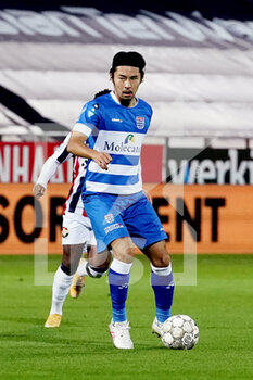 2020-10-24 - Yuta Nakayama of PEC Zwolle during the Netherlands championship Eredivisie football match between PEC Zwolle and Willem II on October 24, 2020 at MAC3PARK Stadium in Zwolle, The Netherlands - Photo Raymond Smit / Orange Pictures / DPPI - PEC ZWOLLE VS WILLEM II - NETHERLANDS EREDIVISIE - SOCCER