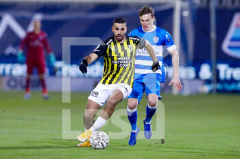 2020-12-05 - Oussama Tannane of Vitesse, Rico Strieder of PEC Zwolle during the Netherlands championship Eredivisie football match between PEC Zwolle and Vitesse on December 5, 2020 at MAC³PARK Stadion in Zwolle, Netherlands - Photo Marcel ter Bals / Orange Pictures / DPPI - PEC ZWOLLE VS VITESSE - NETHERLANDS EREDIVISIE - SOCCER