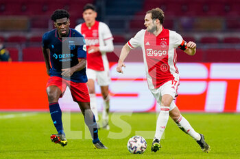 2021-01-28 - Kwasi Wriedt of Willem II, Daley Blind of Ajax during the Netherlands championship Eredivisie football match between Ajax and Willem II on January 28, 2021 at Johan Cruijff Arena in Amsterdam, Netherlands - Photo Geert van Erven / Orange Pictures / DPPI - AJAX AND WILLEM II - NETHERLANDS EREDIVISIE - SOCCER