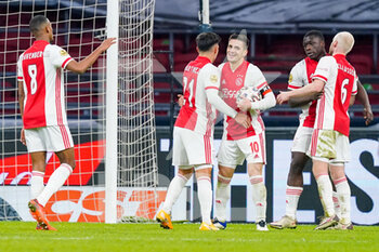 2021-01-28 - Dusan Tadic of Ajax celebrates after his goal during the Netherlands championship Eredivisie football match between Ajax and Willem II on January 28, 2021 at Johan Cruijff Arena in Amsterdam, Netherlands - Photo Geert van Erven / Orange Pictures / DPPI - AJAX AND WILLEM II - NETHERLANDS EREDIVISIE - SOCCER