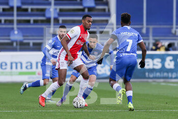 2021-03-14 - Ryan Gravenberch of Ajax, Virgil Misidjan of PEC Zwolle during the Netherlands championship Eredivisie football match between PEC Zwolle and Ajax on March 14, 2021 at MAC3PARK stadion in Zwolle, Netherlands - Photo Marcel ter Bals / Orange Pictures / DPPI - PEC ZWOLLE AND AJAX - NETHERLANDS EREDIVISIE - SOCCER