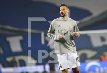 2021-01-15 - Benfica's Haris Seferovic warming up during the Portuguese championship Liga NOS football match between FC Porto and SL Benfica on January 15 2021 at Estadio do Dragao in Porto, Portugal - Photo Nuno Guimaraes / ProSportsImages / DPPI - FC PORTO VS SL BENFICA - PORTUGUESE PRIMEIRA LIGA - SOCCER