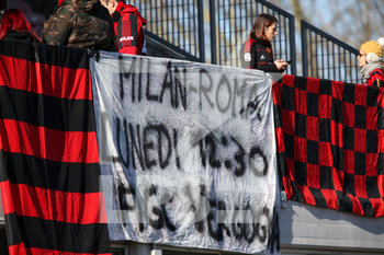 2020-01-20 - Tifoseria Milan striscione protesta orario partita - MILAN VS ROMA - ITALIAN SERIE A WOMEN - SOCCER
