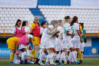 2020-08-30 - Giocatrici del Sassuolo nel post partita dopo la vittoria - INTER VS SASSUOLO - ITALIAN SERIE A WOMEN - SOCCER