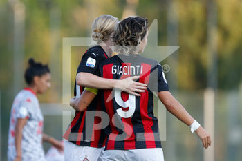 2020-09-05 - Valentina Giacinti (AC Milan) esulta dopo il gol con Natasha Khalila Dowie (AC Milan) - AC MILAN VS PINK BARI - ITALIAN SERIE A WOMEN - SOCCER