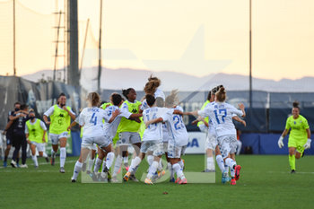 2020-09-05 - Empoli Ladies players celebrate the goal - EMPOLI LADIES VS AS ROMA - ITALIAN SERIE A WOMEN - SOCCER