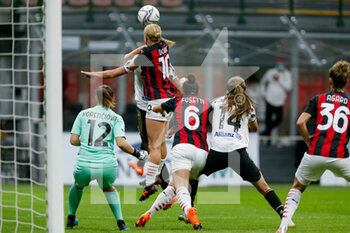 2020-10-05 - Natasha Khalila Dowie (AC Milan) colpo di testa calcio d’angolo - AC MILAN VS JUVENTUS - ITALIAN SERIE A WOMEN - SOCCER