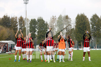 2020-10-18 - Milan saluta i tifosi a fine partita - AC MILAN VS INTER - ITALIAN SERIE A WOMEN - SOCCER
