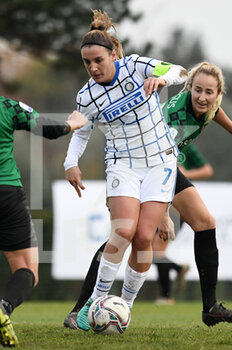 2020-12-12 - Gloria Martinelli (FC Internazionale) in azione - FLORENTIA SAN GIMIGNANO VS INTER - ITALIAN SERIE A WOMEN - SOCCER
