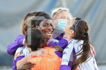2020-12-13 - Fiorentina Femminile players celebrate after the goal - EMPOLI LADIES VS ACF FIORENTINA FEMMINILE - ITALIAN SERIE A WOMEN - SOCCER