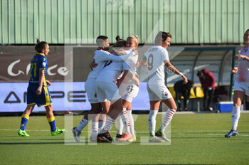 2021-01-16 - Milan players celebrate after scoring a goal - HELLAS VERONA WOMEN VS AC MILAN - ITALIAN SERIE A WOMEN - SOCCER