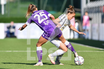 2021-03-20 - Lisa Boattin (Juventus) and Frederikke Thogersen (Fiorentina Femminile) - ACF FIORENTINA FEMMINILE VS JUVENTUS - ITALIAN SERIE A WOMEN - SOCCER