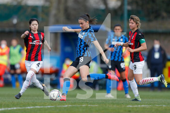 2021-03-28 - Marta Teresa Pandini (FC Internazionale) and Yui Hasegawa (AC Milan) - INTER FC INTERNAZIONALE VS AC MILAN - ITALIAN SERIE A WOMEN - SOCCER