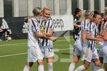 2021-03-28 - Lina Hurtig (Juventus Women) and Matilde Lundorf celebrates after the goal - JUVENTUS FC VS PINK BARI - ITALIAN SERIE A WOMEN - SOCCER