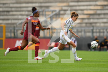2021-05-16 - Cristiana Girelli of Juventus during the Serie A Women match between AS Roma and Juventus at Stadio Tre Fontane on May 16, 2021 in Rome, Italy. - ROMA WOMEN VS JUVENTUS WOMEN - ITALIAN SERIE A WOMEN - SOCCER