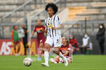 2021-05-16 - Sara Gama of Juventus during the Serie A Women match between AS Roma and Juventus at Stadio Tre Fontane on May 16, 2021 in Rome, Italy. - ROMA WOMEN VS JUVENTUS WOMEN - ITALIAN SERIE A WOMEN - SOCCER