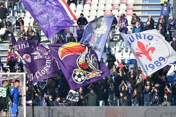 2018-12-09 - Tifosi Fiorentina a  Reggio Emilia - SASSUOLO-FIORENTINA - ITALIAN SERIE A - SOCCER