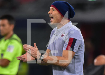 2019-08-30 - Sinisa Mihajlovic, allenatore del Bologna, incita la squadra dalla panchina. - BOLOGNA VS SPAL - ITALIAN SERIE A - SOCCER