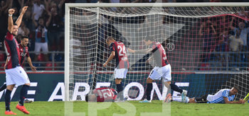 2019-08-30 - Roberto Soriano del Bologna a terra dopo aver segnato di testa il gol-vittoria stasera contro la Spal. - BOLOGNA VS SPAL - ITALIAN SERIE A - SOCCER