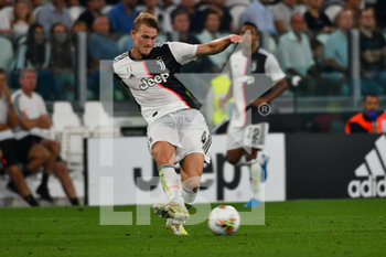 2019-08-31 - tiro di Matthijs de Ligt (4) della Juventus FC - JUVENTUS VS NAPOLI - ITALIAN SERIE A - SOCCER