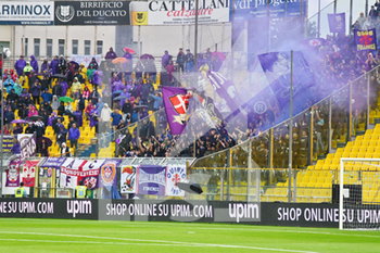 2019-09-22 - Tifosi Fiorentina al Tardini di Parma - ATALANTA VS FIORENTINA - ITALIAN SERIE A - SOCCER