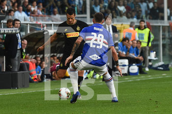 2019-09-28 - Antonio Candreva (Inter), Nicola Murru (Sampdoria) - SAMPDORIA VS INTER - ITALIAN SERIE A - SOCCER